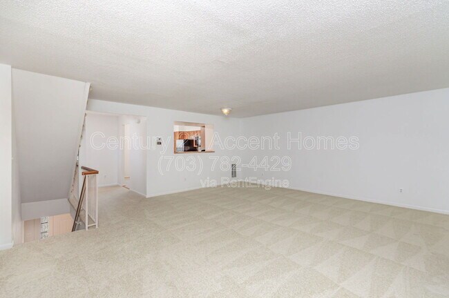 Building Photo - 29 S Floyd St