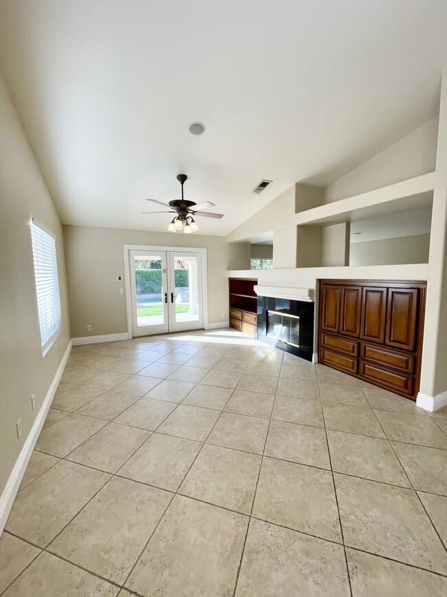 Building Photo - 79289 Paseo Del Rey