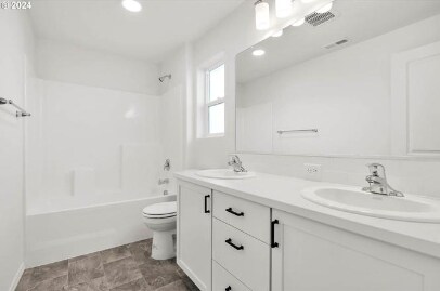Building Photo - 1166 S 43rd Pl