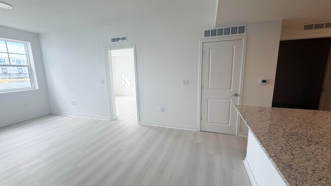 Building Photo - 5587 Millenia Blvd