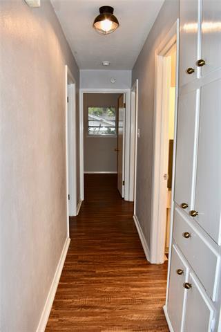 Building Photo - 1405 Brookside Dr