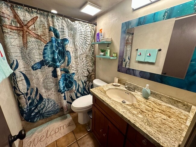 Building Photo - Ocean Front Complex w/ Pool & Amenities, F...
