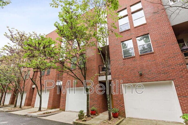 Building Photo - 988 DeKalb Ave NE