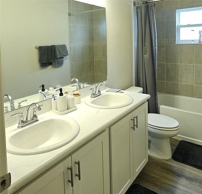 Building Photo - 2832 San Marco Wy