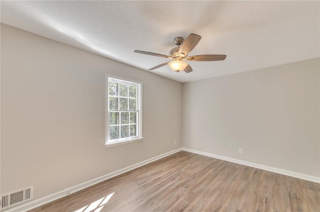 Building Photo - 161 William Bobo Dr