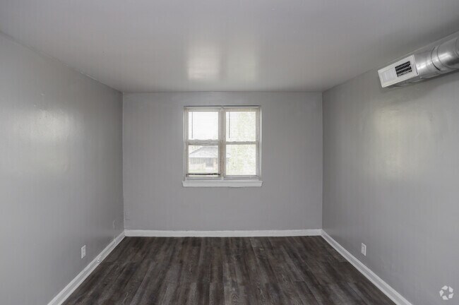 1BR, 1BA - 750 SF - The Wash Apartments