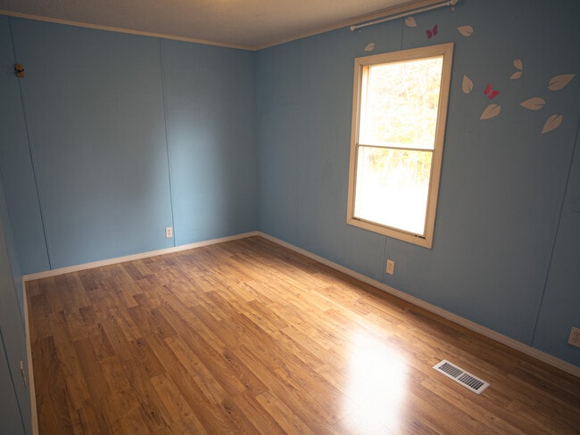 Building Photo - 20499 Dabbs North Rd