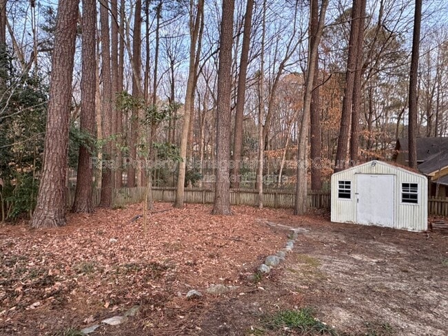 Building Photo - 102 Brodick Ct