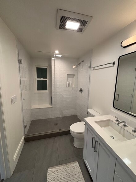 Building Photo - 3526 Divisadero St