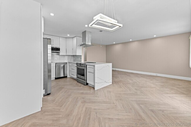 Building Photo - 4055 Wolverton C