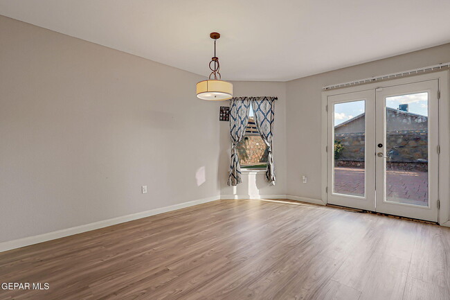 Building Photo - 14270 Gil Reyes Dr