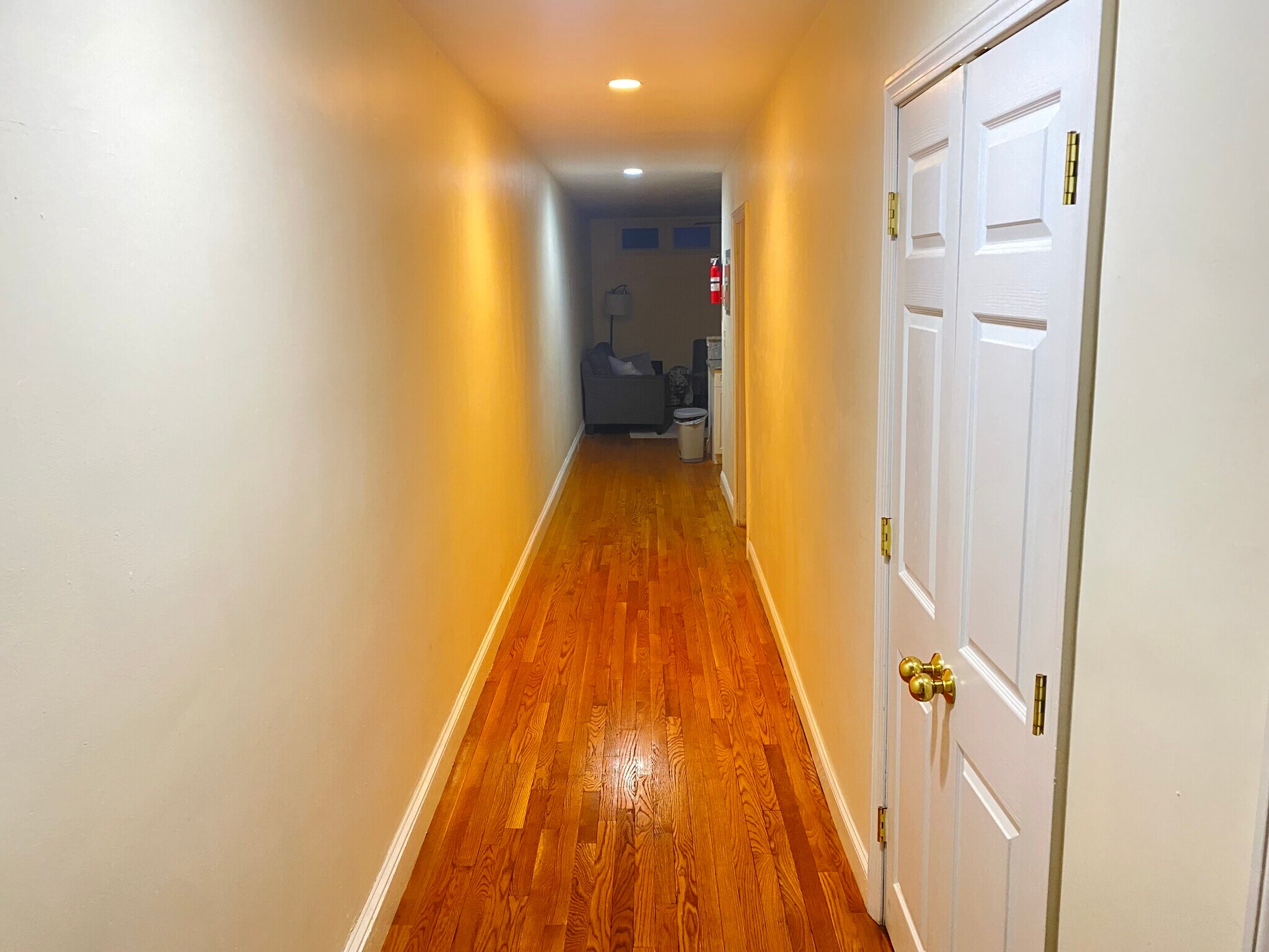 Building Photo - 318 Saint Paul St