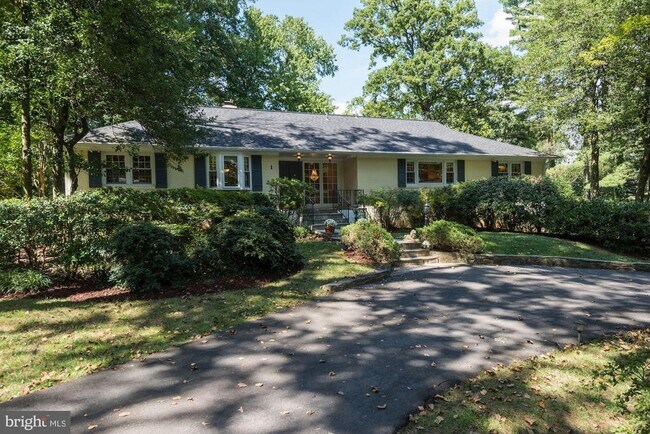 Primary Photo - 1 Arrowood Terrace