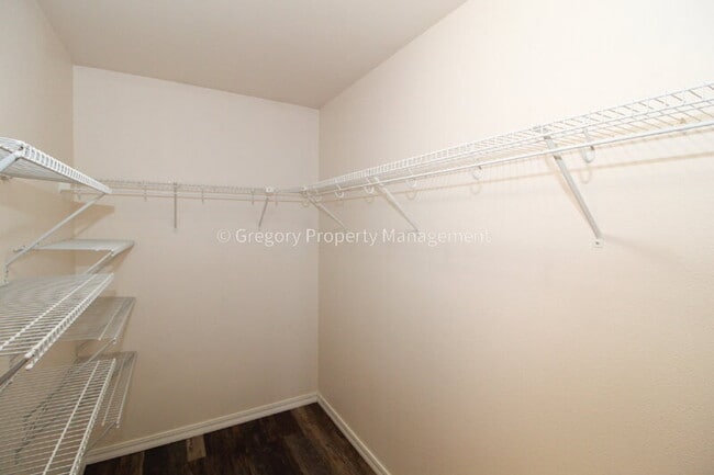 Building Photo - 15431 40th Dr SE