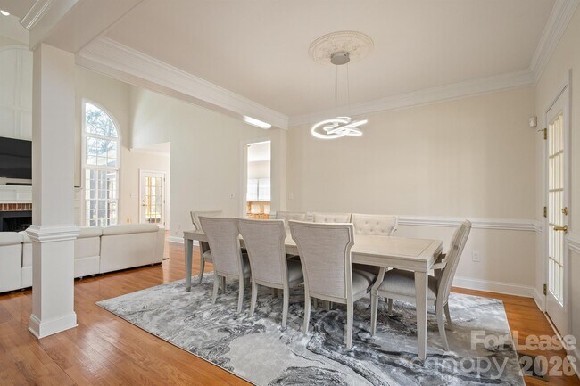 Building Photo - 12004 Camargo Ct