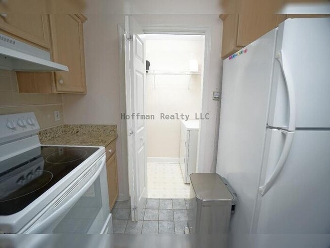 Building Photo - It's All About the View! Fully Furnished Luxury Living