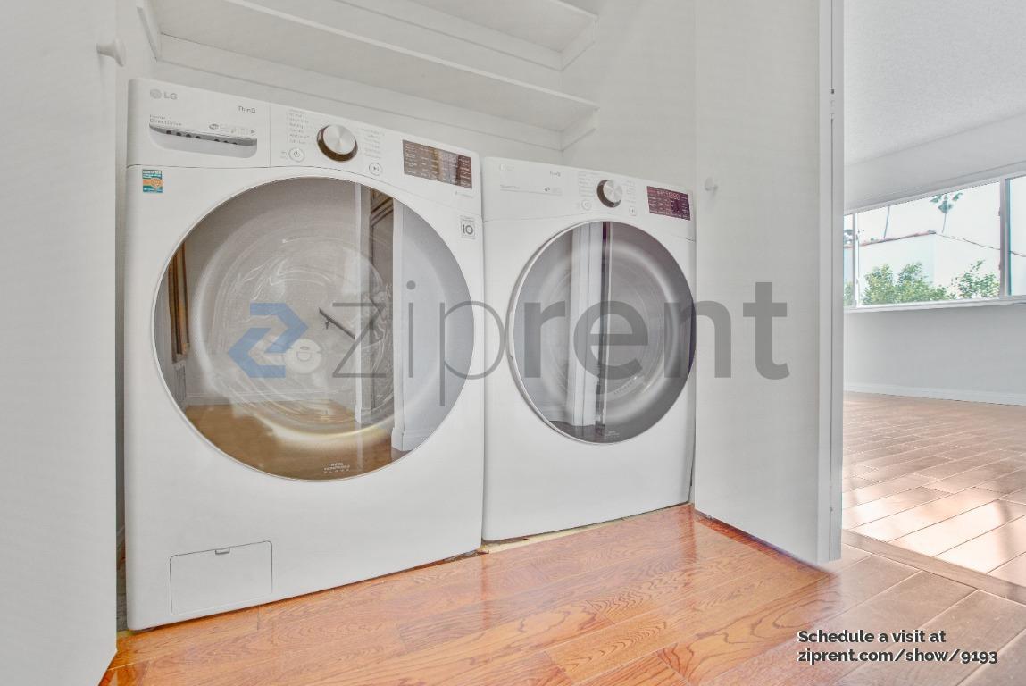 Building Photo - 922 Lincoln Blvd