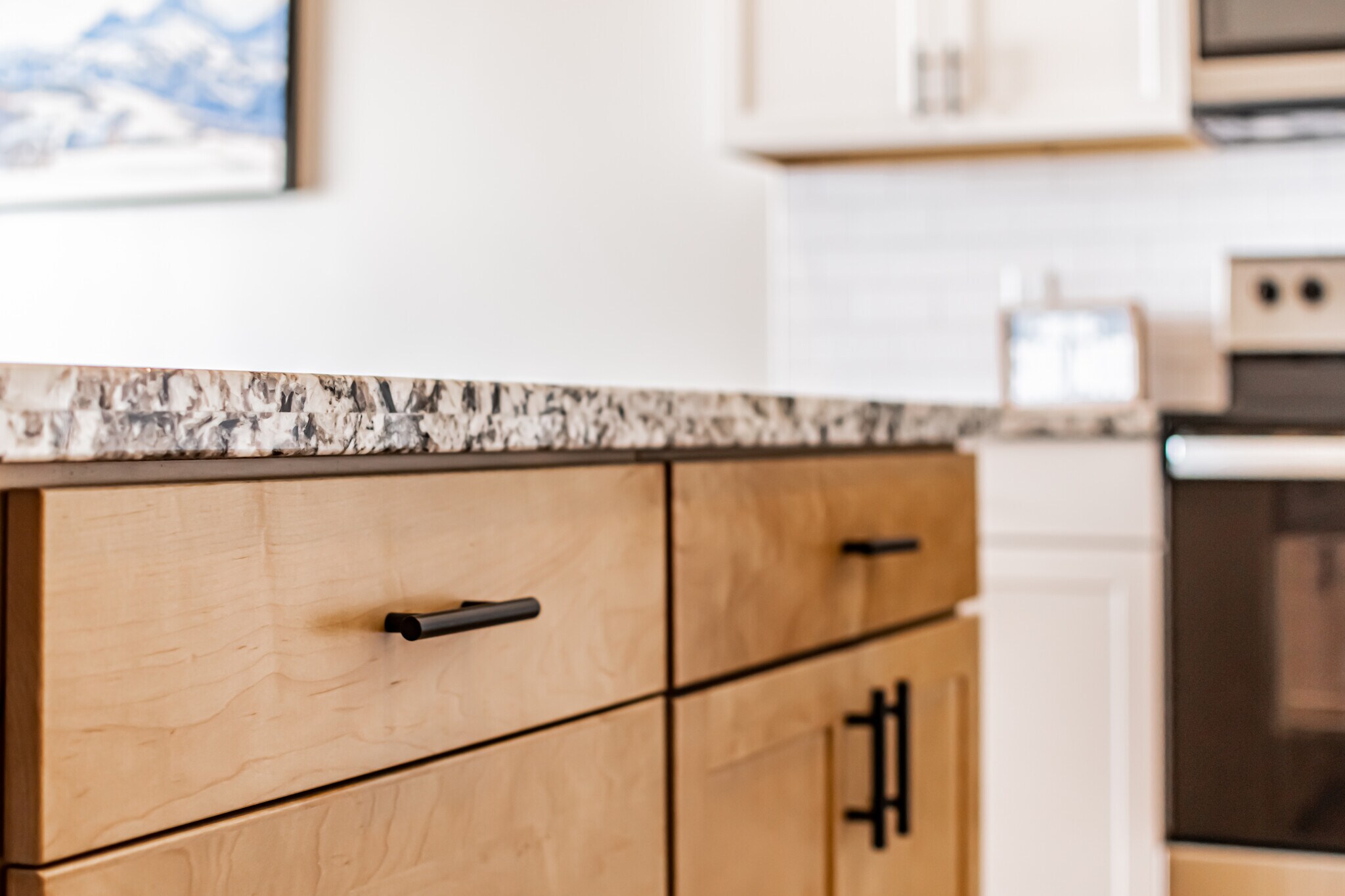 Building Photo - 380 S 3rd W