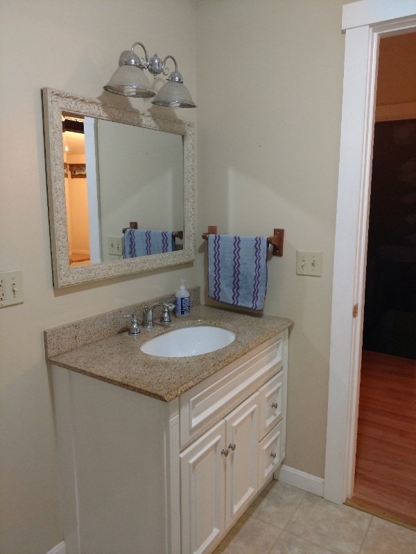 Building Photo - 1408 Latham Rd