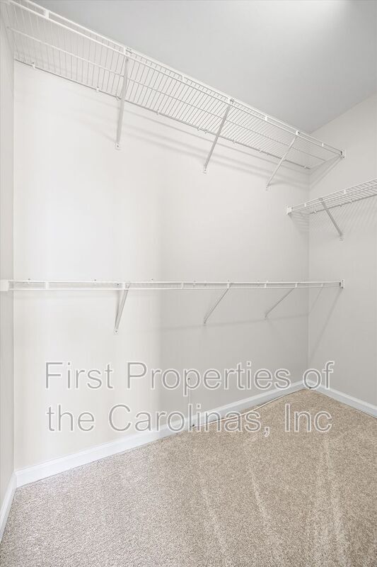 Building Photo - 616 Bayou Cir