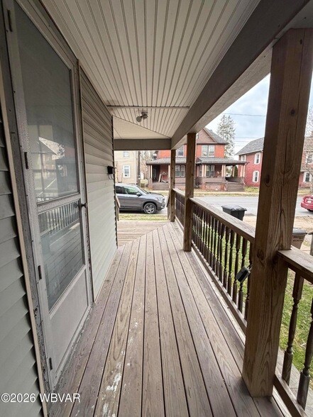 Building Photo - 345 Hastings St