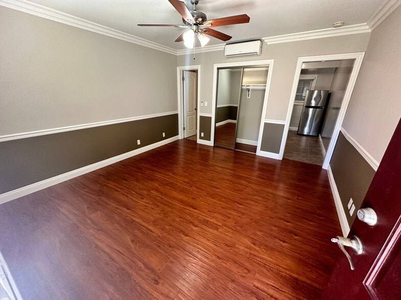 Building Photo - 276 S Sierra Madre Blvd