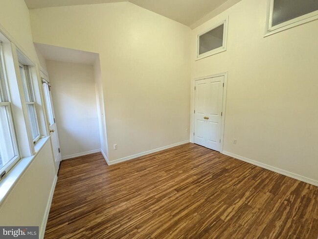 Building Photo - 965 Chester River Dr