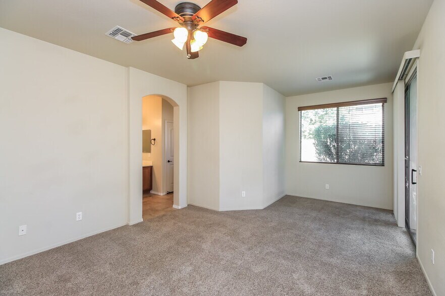 Building Photo - 21937 S 214th St