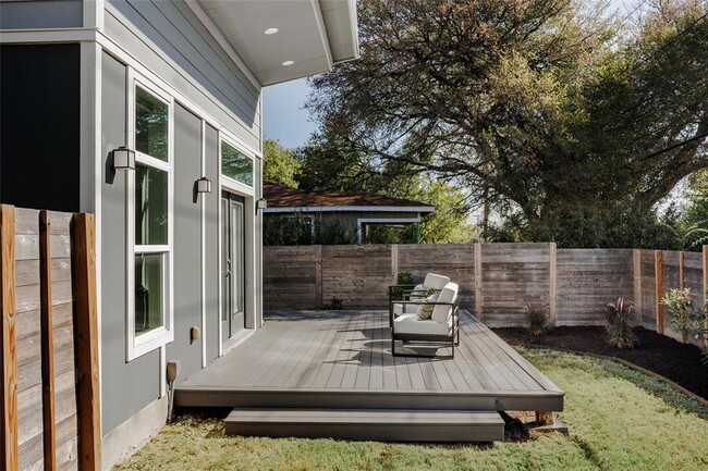 Building Photo - 1205 McKinley Ave