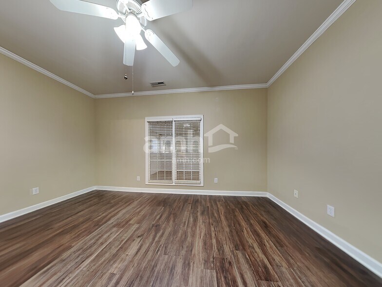 Building Photo - 1268 Beaverton Trl