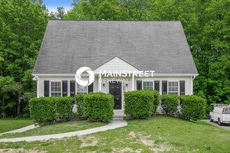 Building Photo - 3 Bedroom Pet-Friendly Home in Winston-Salem, NC with Main Street Renewal