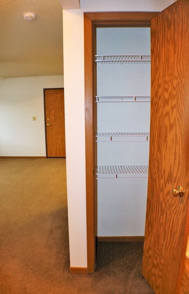 Building Photo - $1,125 | 2 Bedroom, 1 Bathroom Condo | Pet Friendly* | Available for August 1st, 2026 Move In!