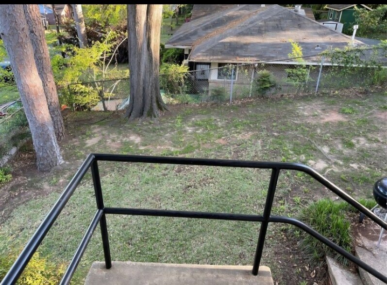 Building Photo - 3016 Brewton St