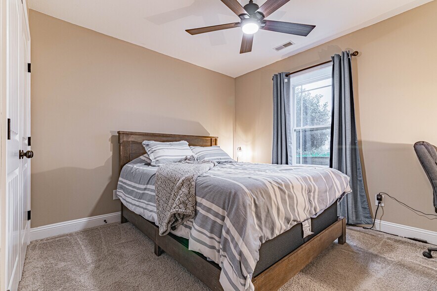 Building Photo - 7809 Elkton Ln