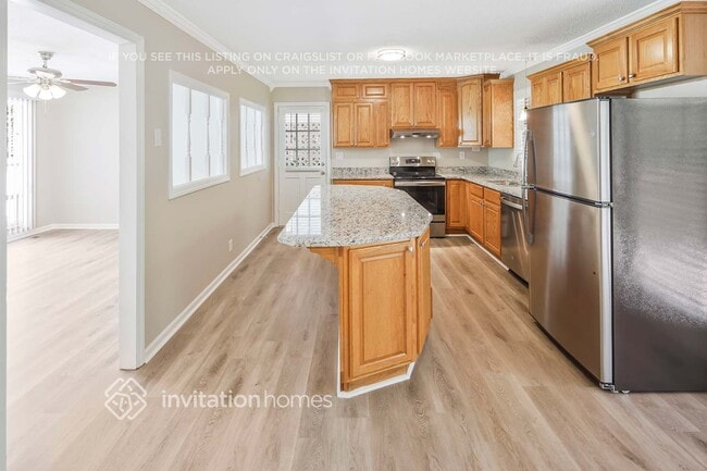 Building Photo - 2642 Hill Ln