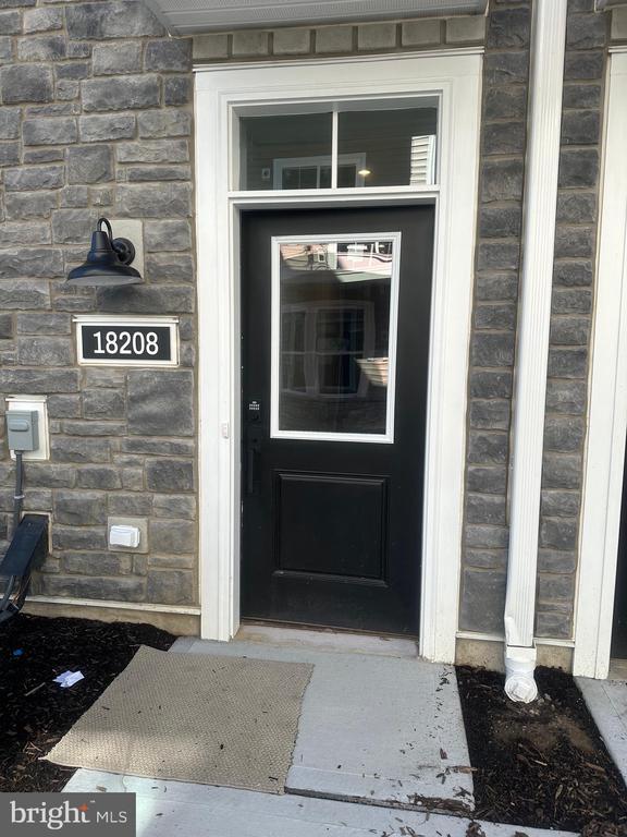 Building Photo - 18208 Donatello Dr