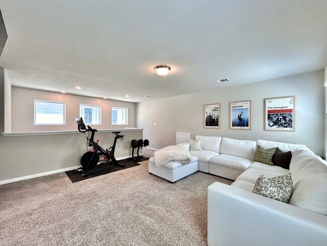 Building Photo - 856 Lone Peak Wy