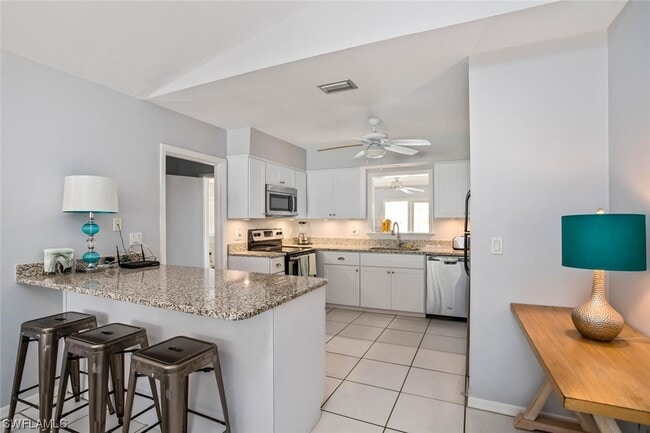 Building Photo - 779 98th Ave N