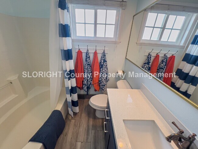 Building Photo - AVAILABLE NOW - Modern Furnished Two-Bedroom Beachside Retreat in Pismo Beach - 2 Bed / 2 Bath