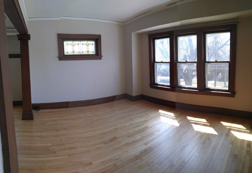 Living Room - 5414 W Galena St