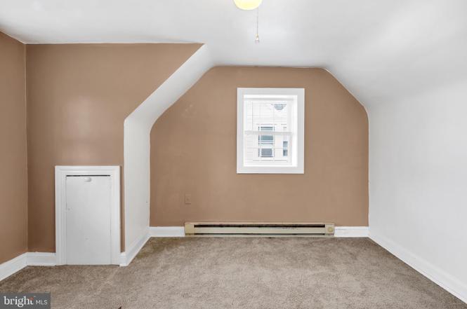 Building Photo - 12 W Whitlock Ave