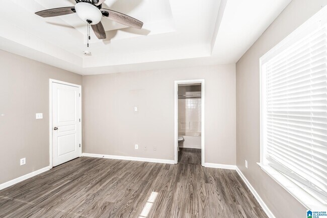Building Photo - 865 Moonlite Dr