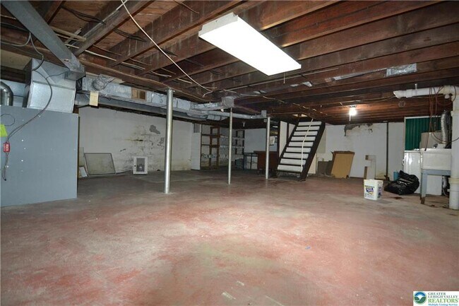 Building Photo - 353 West St