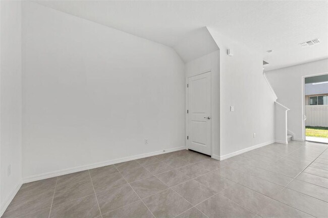 Building Photo - 31336 Paper Birch St
