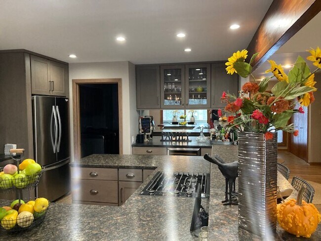 Building Photo - Sophisticated Condo Retreat on Old Mission Peninsula