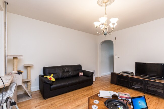 Building Photo - 2541 Coral St