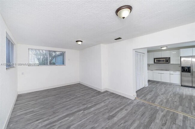 Building Photo - 11950 SW 182nd Terrace