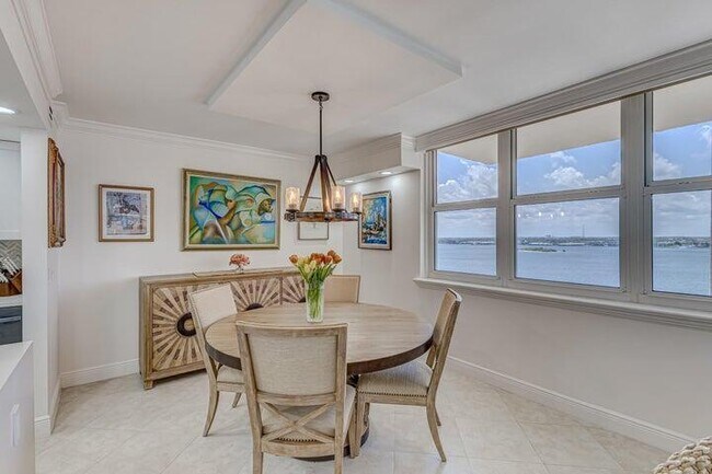 Building Photo - 5440 N Ocean Dr