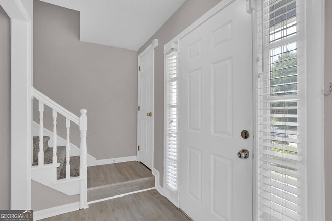 Building Photo - 255 Triple Oaks Dr