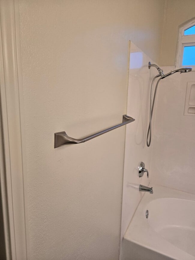 Building Photo - Ready to Move? Pet Friendly